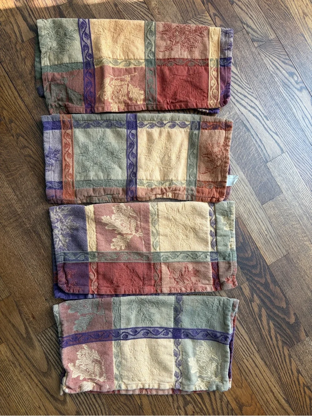 Autumn Harvest Fall Thanksgiving Plaid Leaf Print Cotton Table Napkins Set of 4